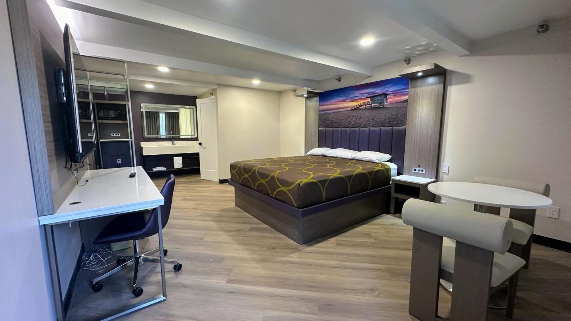 Costa Mesa Inn - Newport Beach Area Экстерьер фото